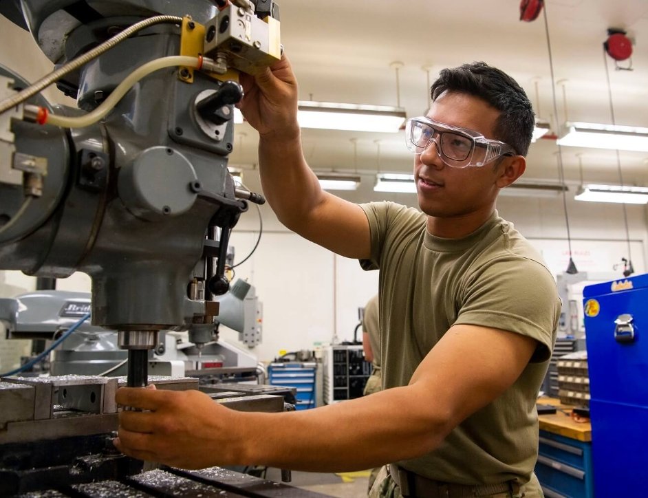 Mechanical engineer